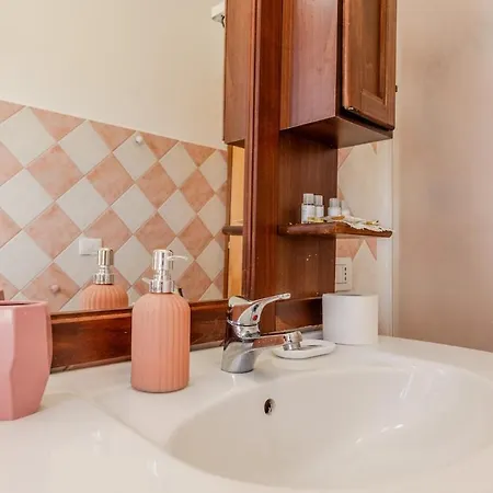 Сasa de vacaciones San Teodoro Small With Garden, Parking, And Ac