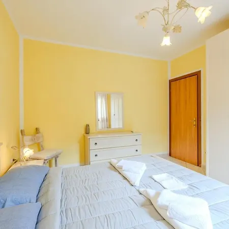 San Teodoro Small With Garden, Parking,&ac Semesterbostad