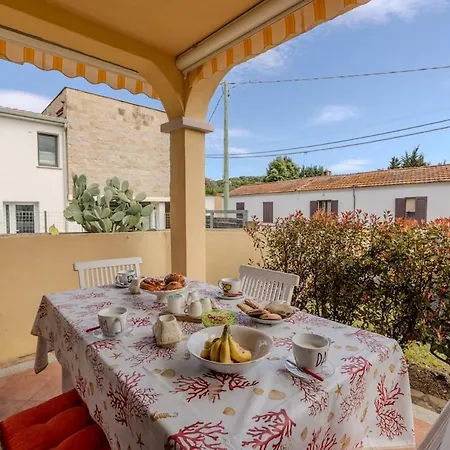 San Teodoro Small With Garden, Parking, And Ac *
