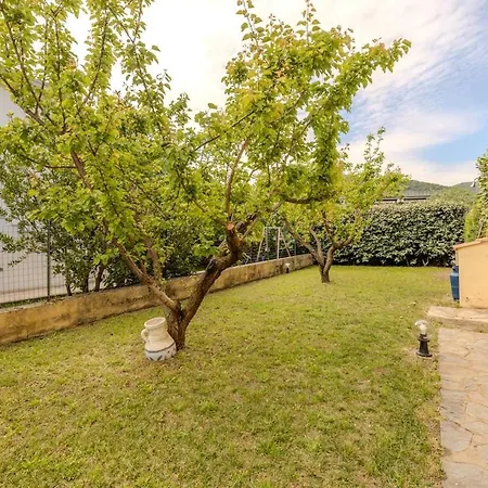 بيت للعطل San Teodoro Small With Garden, Parking, And Ac Schifoni